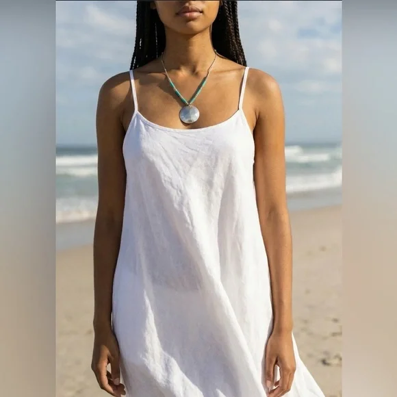 Turquoise beaded Silver Disc Pendant Necklace. PERFECT FOR SUMMER☀️☀️☀️ - Picture 8 of 8